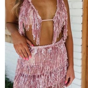 Lights pink sequin set